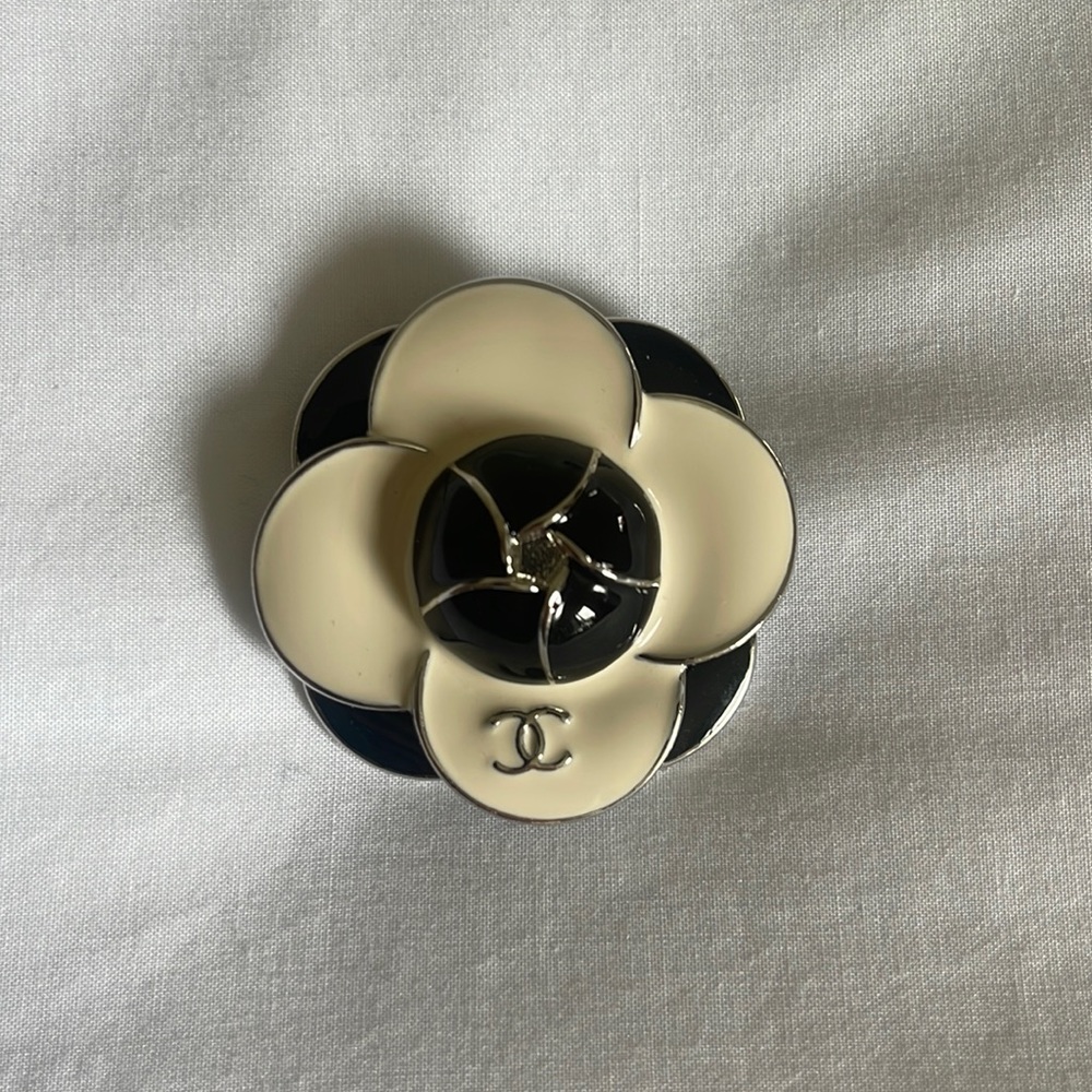 Autumn 22 collection Chanel Brooch